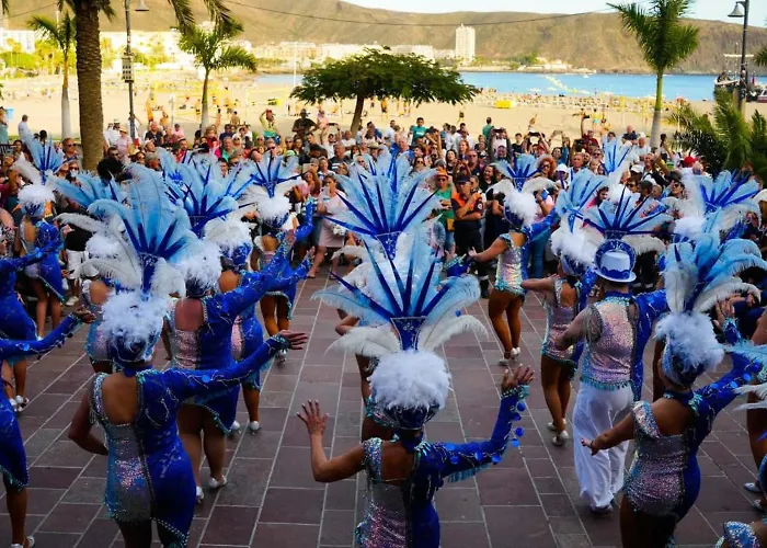 Centrico En Playa Cristianos - Tenerife Sur * Arona (Tenerife)