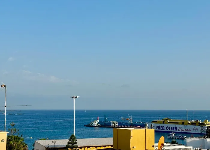 Centrico En Playa Cristianos - Tenerife Sur Apartment