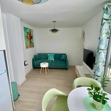 Céntrico En Playa Cristianos - Tenerife Sur Appartement